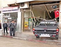 Aşırı hızın sonu Kahvehanede bitti