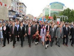 Ankara Festival'e Yürüdü
