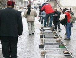 Sinemacıya destek lokantacıya önlem