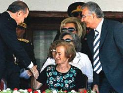 Erdoğan'dan Baykal 'açılımı'