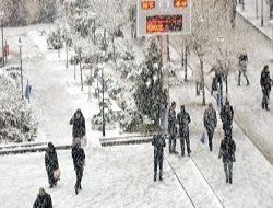 27 köy yolu kapandı