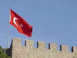 Eski Kale'ye Yeni Adet