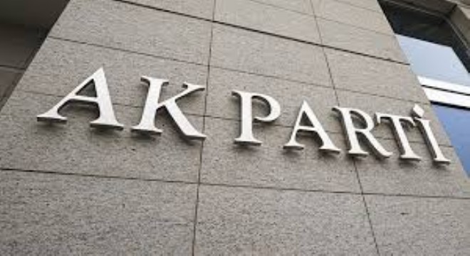 AK Parti'den 4 İlde Teşkilat Hamlesi: İl Başkanları Değişti