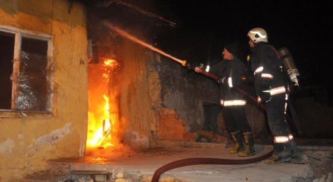 Ateşadamlardan ateş mesaisi