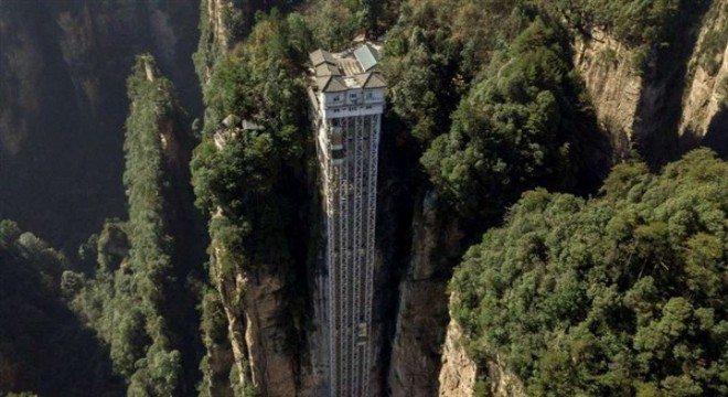 Avatar'a esin kaynağı olan muhteşem manzaralı 326 metrelik asansör
