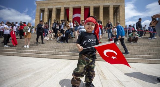 Başkentliler 100'üncü yılda Anıtkabir'e koştu