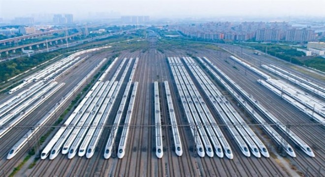 Çin'de demiryolu seyahatinde yılın ilk rekoru kırıldı