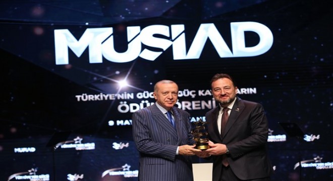 Cumhurbaşkanı Erdoğan'a Türkiye'nin Gücü Özel Ödülü