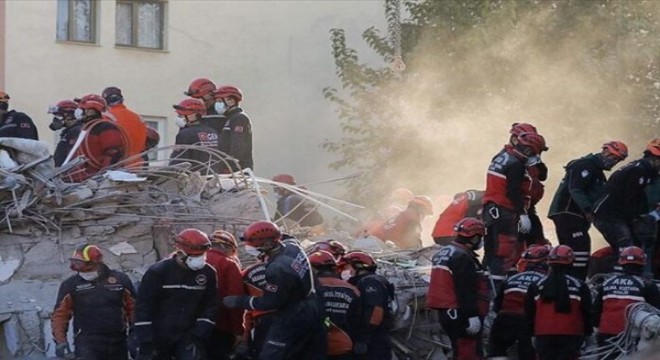 Deprem sonrası fırsatçılar İzmir'de kira fiyatlarını yüzde 30 artırdı