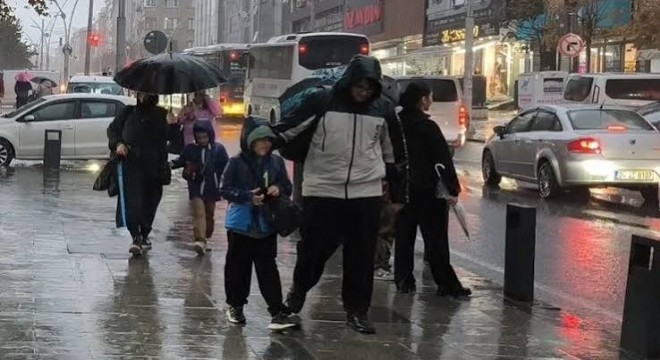 İstanbul'da okullarda eğitime yarın da ara verildi