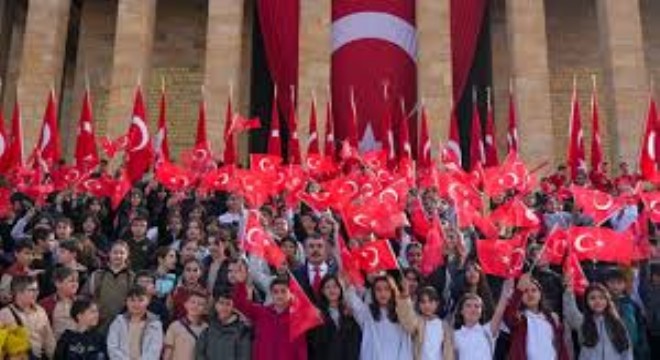 TBMM'nin 105. Yılı ve 23 Nisan Coşkusu Yurt Genelinde Kutlandı