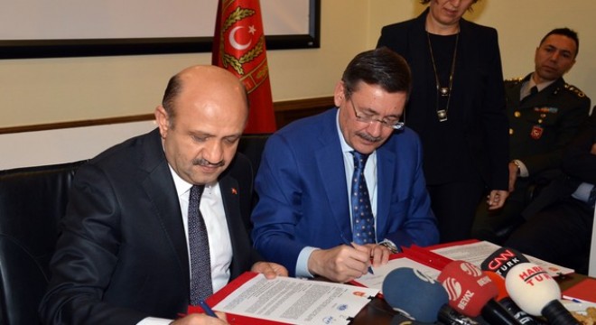 Yeni yol için imzalar atıldı